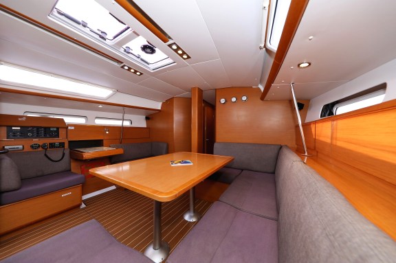 Image of Malin yacht #16