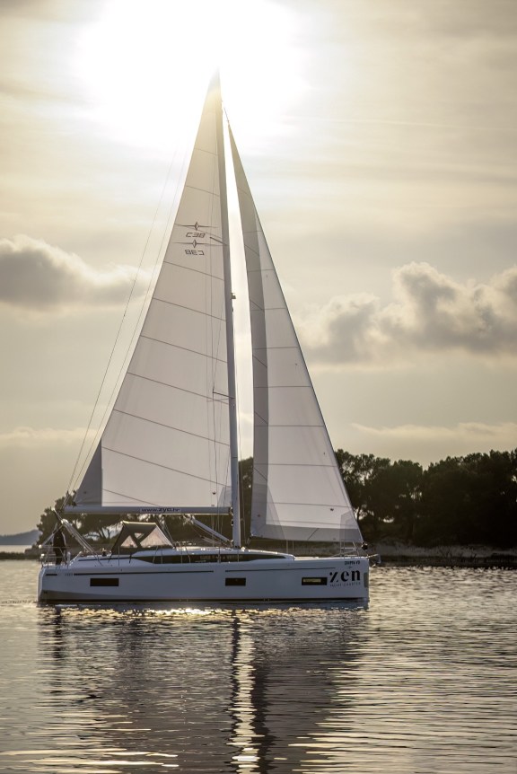 Image of Aura yacht #8