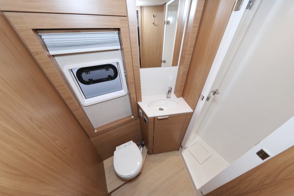 Image of Imagination yacht #33