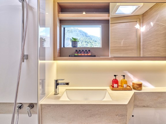 Image of Efkrati yacht #72