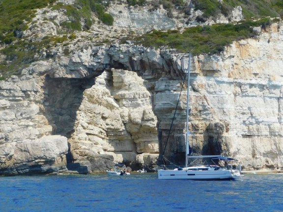 Image of Destiny yacht #16