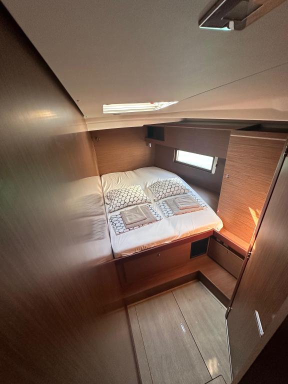 Image of Dune yacht #19