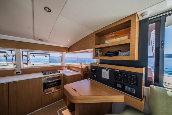 Image of Enfant Terrible yacht #19