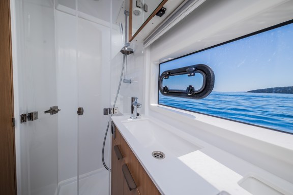 Image of Enfant Terrible yacht #29