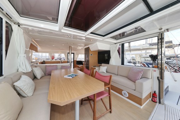 Image of Au Soleil yacht #18
