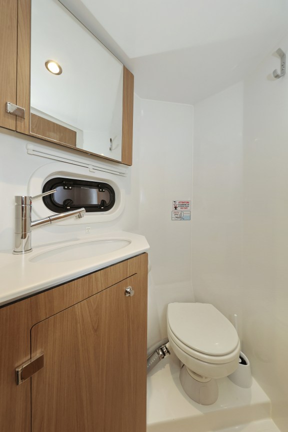 Image of Au Soleil yacht #36