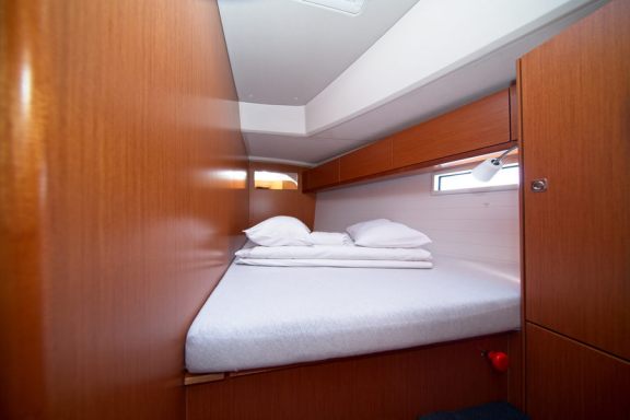 Image of MH 78 yacht #9