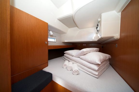 Image of MH 86 yacht #9