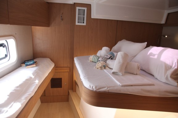 Image of Metal Blue yacht #11