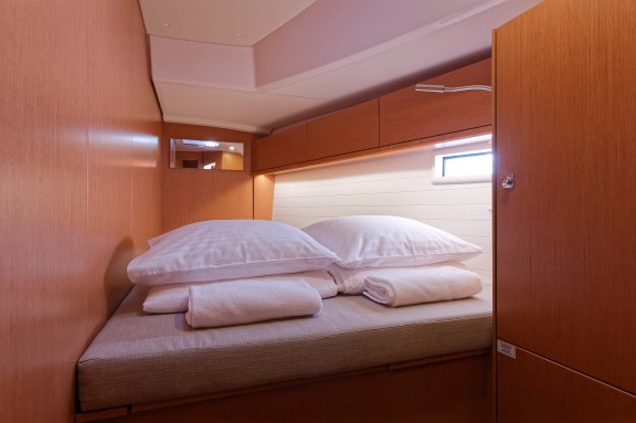 Image of Val yacht #24