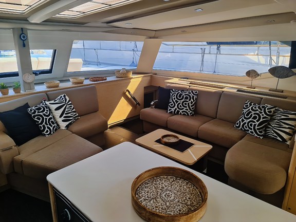 Image of Breezer yacht #10