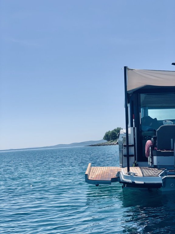 Image of Olivia yacht #30