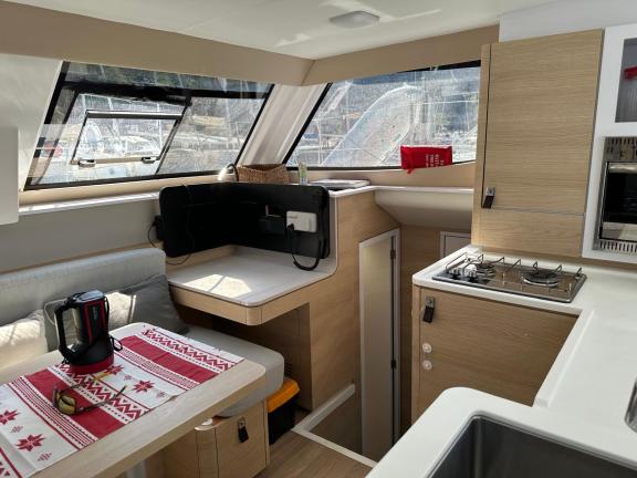 Image of Catalina yacht #7