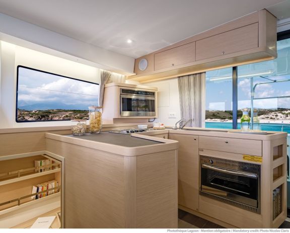 Image of Nadya yacht #12