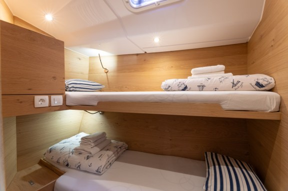 Image of Elana yacht #11