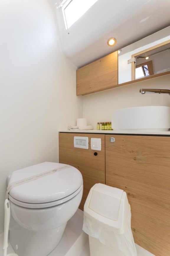 Image of Elana yacht #15