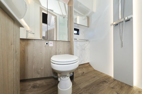 Image of Mackata yacht #34