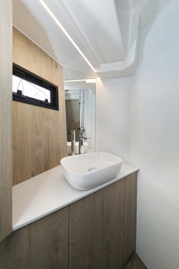 Image of Mackata yacht #38