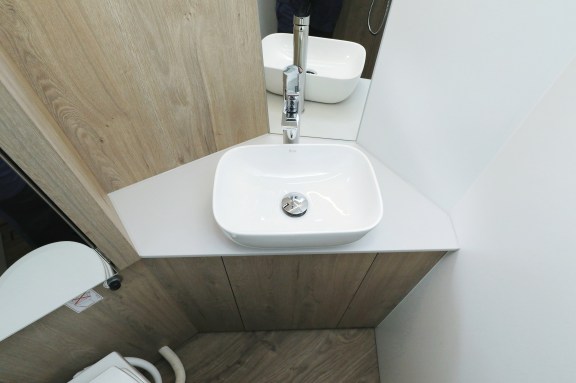 Image of Mackata yacht #39