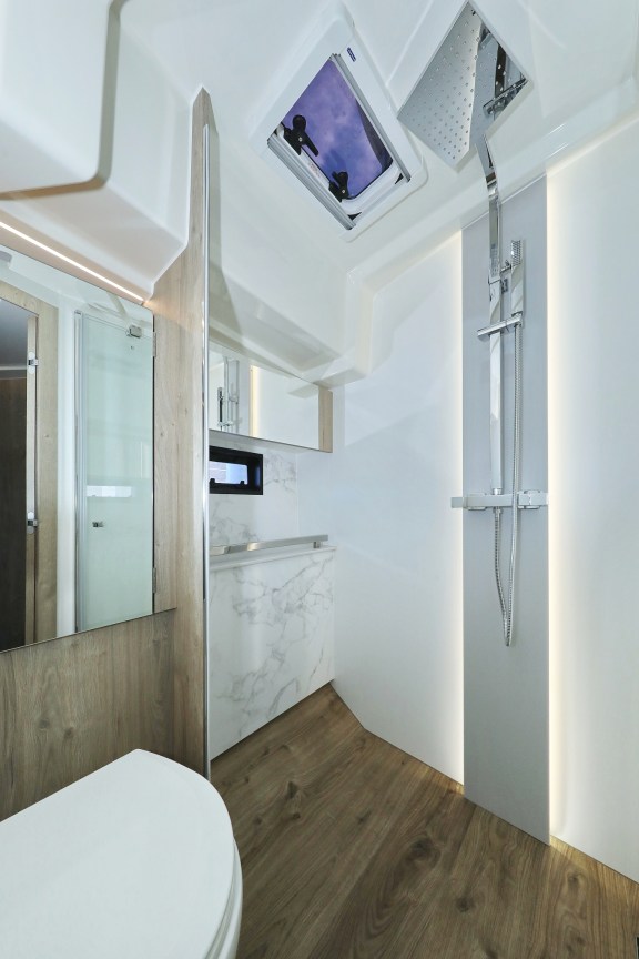 Image of Mackata yacht #40