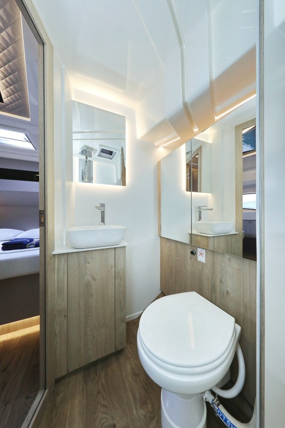 Image of Mackata yacht #33