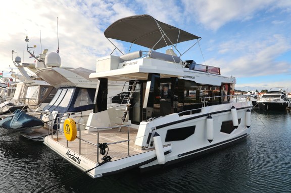 Image of Mackata yacht #50