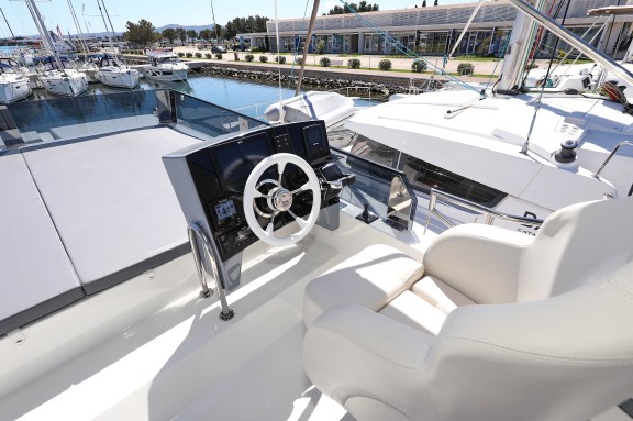 Image of Time Out yacht #44