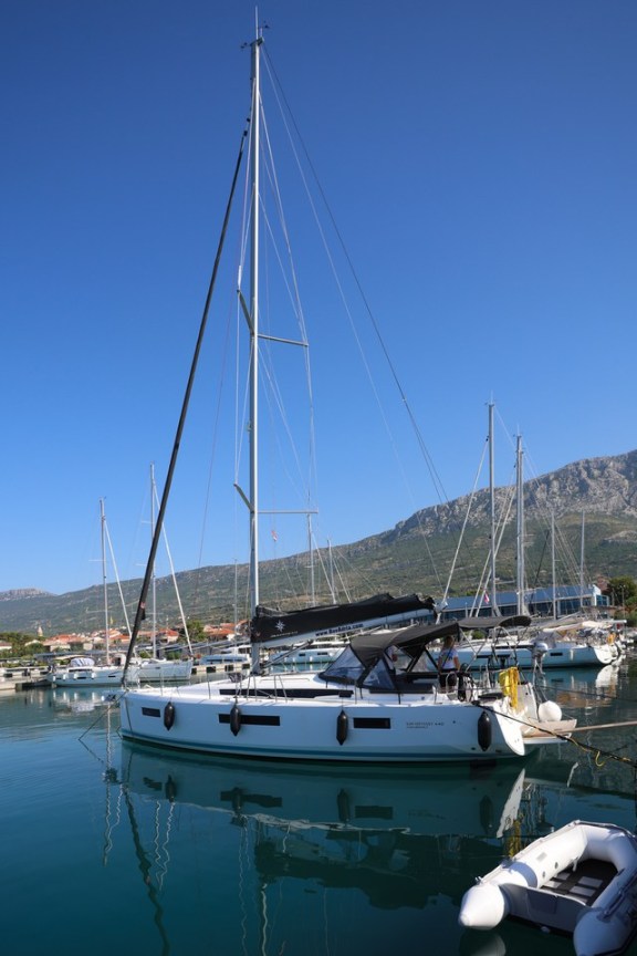 Image of Dreamcatcher yacht #4