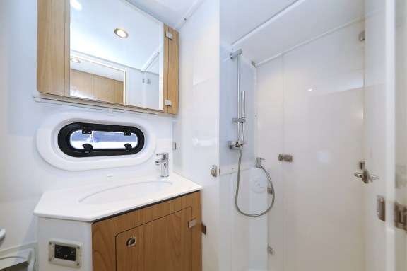 Image of Kamla yacht #40