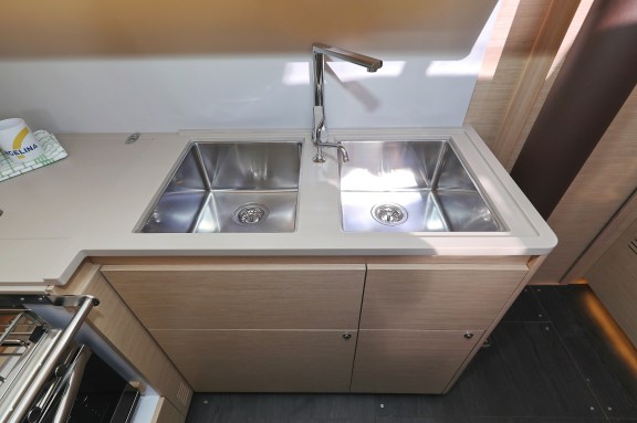 Image of Dreamweaver yacht #39