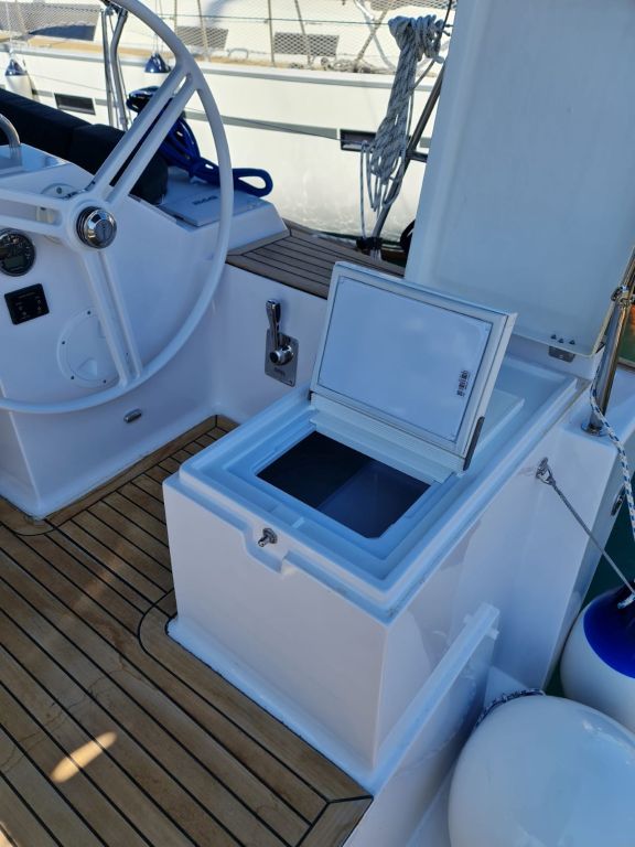 Image of Oxygen yacht #9