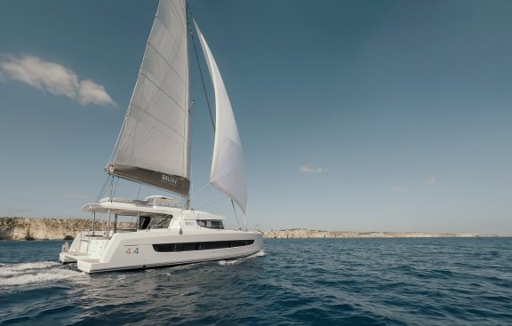 Image of La Calma yacht #4