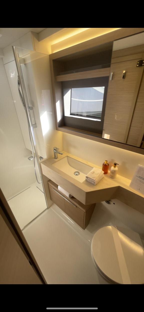 Image of Lady G yacht #12