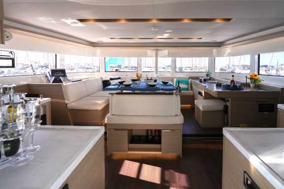 Image of Lady G yacht #15