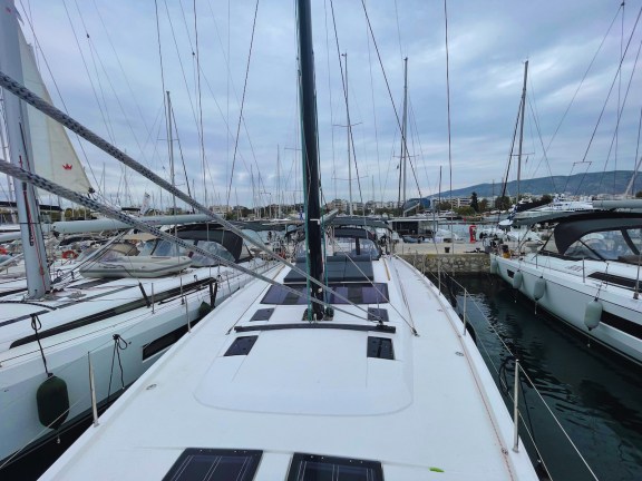 Image of Captain Leo yacht #4