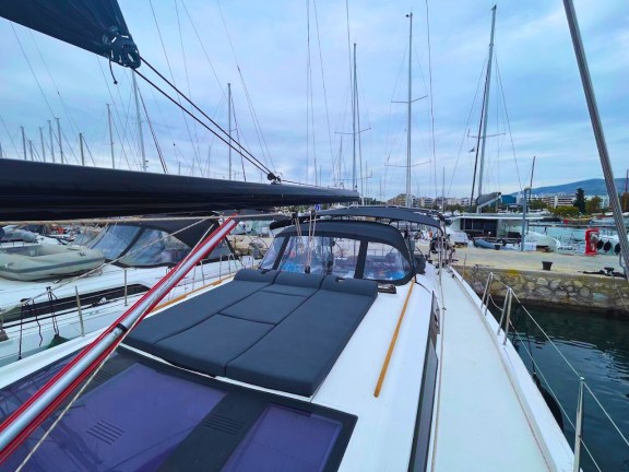 Image of Captain Leo yacht #6