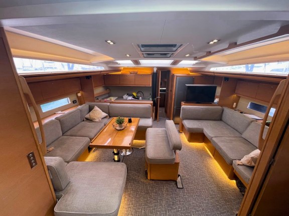 Image of Captain Leo yacht #7