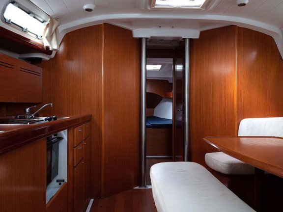 Image of Too Lucky yacht #15