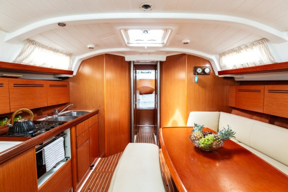 Image of Too Lucky yacht #17