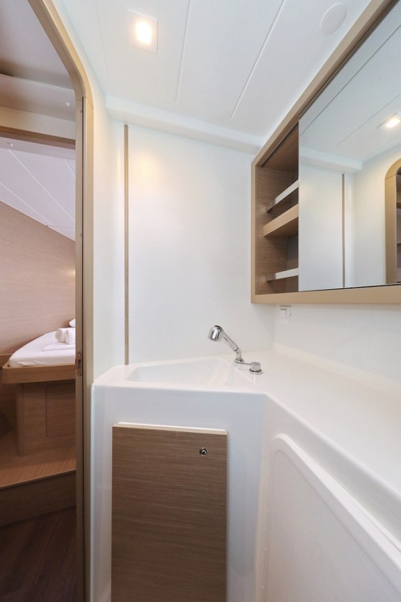 Image of Zara yacht #28