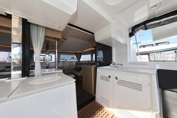 Image of Ship Happens yacht #12