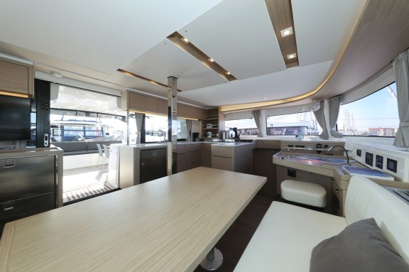 Image of Ship Happens yacht #17