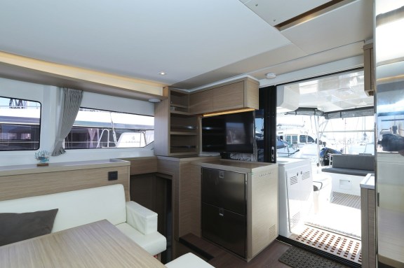 Image of Ship Happens yacht #19