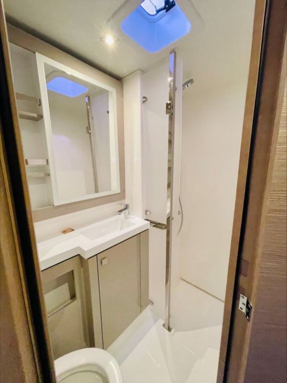 Image of Feeling Knotty yacht #21