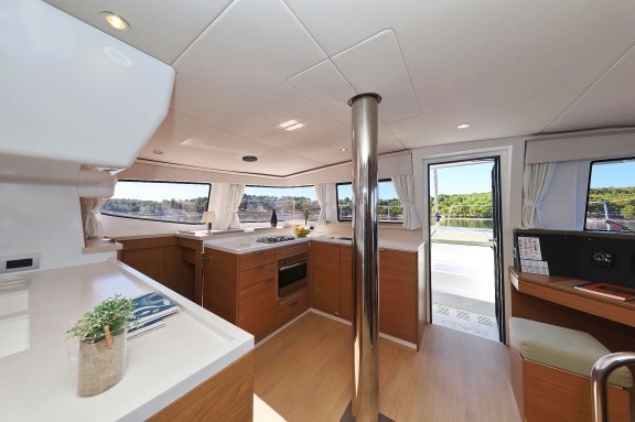 Image of Mela yacht #24