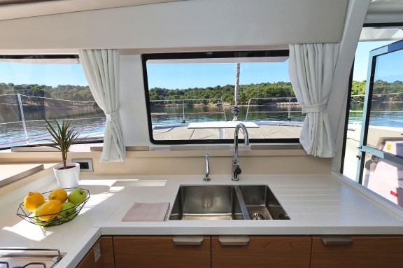 Image of Mela yacht #26