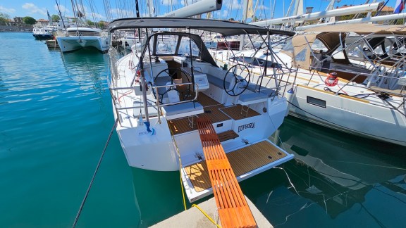 Image of Euphoria yacht #4