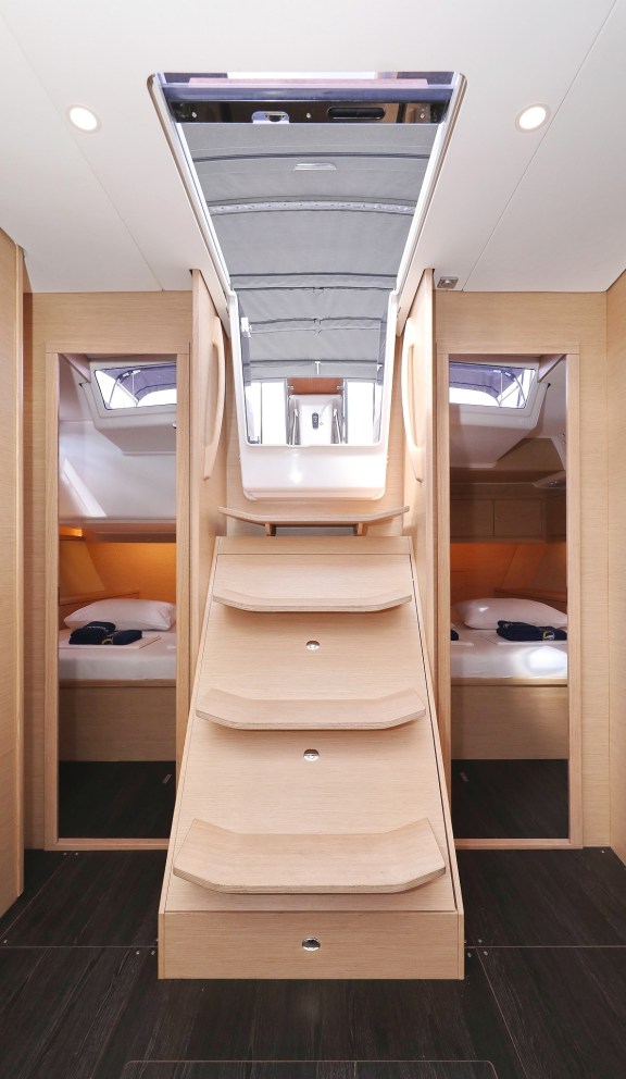 Image of Sea Breeze yacht #23