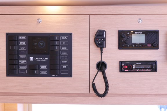 Image of Sea Breeze yacht #44