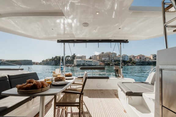 Image of IO yacht #9